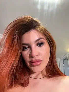 AbrilColls  online show from 6, 6, 2026