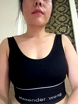 Nanaa22369 online show from 10, 10, 2025