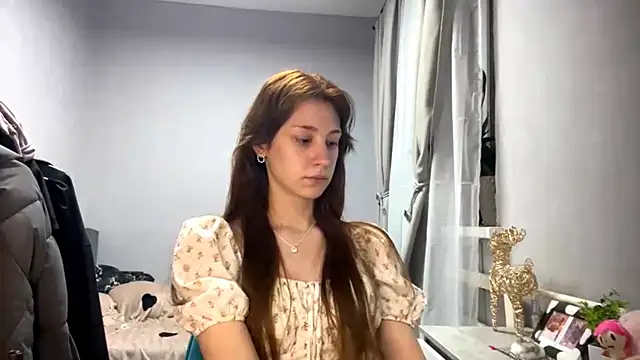 Snapshot of WildPeachh chatting on 17, 11, 2025 WildPeachh online show from 17, 11, 2025