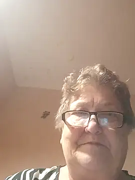 Snapshot of Katherine735 chatting on 19, 12, 2025 Katherine735 online show from 19, 12, 2025