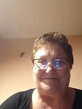 Snapshot of Katherine735 chatting on 27, 3, 2026 Katherine735 online show from 27, 3, 2026