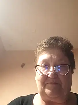 Snapshot of Katherine735 chatting on 30, 3, 2026 Katherine735 online show from 30, 3, 2026