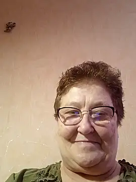 Snapshot of Katherine735 chatting on 2, 4, 2026 Katherine735 online show from 2, 4, 2026