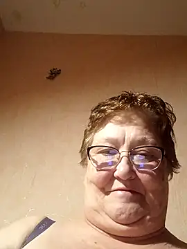 Snapshot of Katherine735 chatting on 30, 4, 2026 Katherine735 online show from 30, 4, 2026