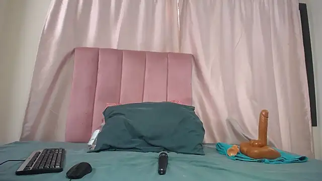 Kelly-001 online show from 20, 4, 2026