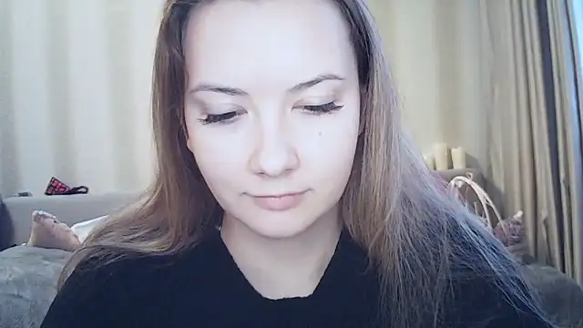 Snapshot of MoodieMira chatting on 10, 2, 2026 MoodieMira online show from 10, 2, 2026