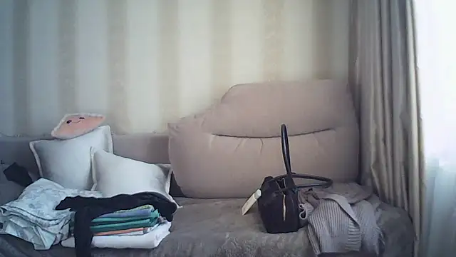 Snapshot of MoodieMira chatting on 11, 3, 2026 MoodieMira online show from 11, 3, 2026