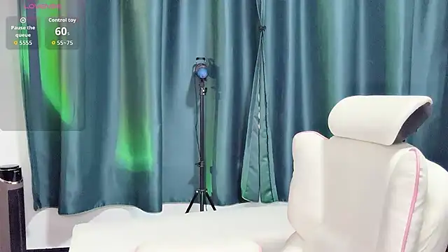 QmnbvcxzQewq online show from 20, 11, 2025