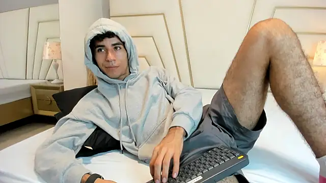 Zahir Ashar online show from 28, 10, 2025