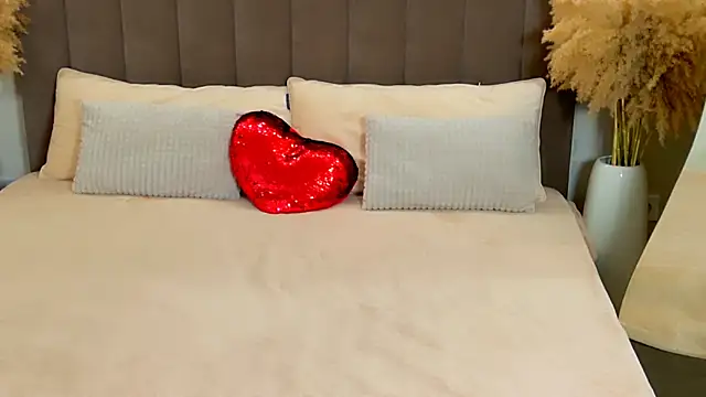 EdenSolis online show from 27, 4, 2026