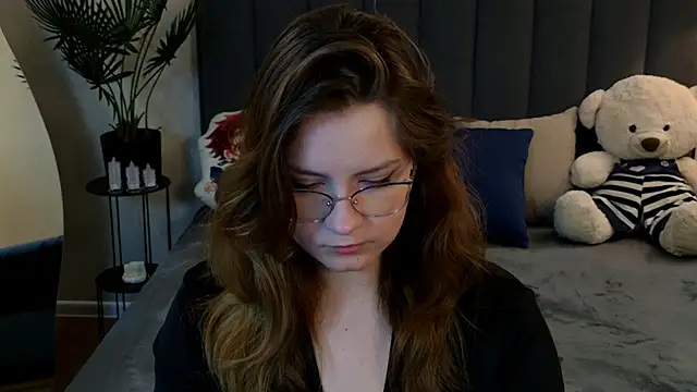 Snapshot of Briarx chatting on 18, 11, 2025 Briarx online show from 18, 11, 2025