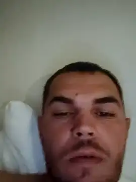 Snapshot of Alexszader36 chatting on 14, 10, 2025 Alexszader36 online show from 14, 10, 2025