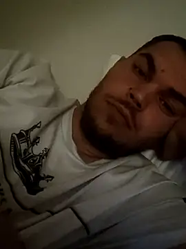 Snapshot of Alexszader36 chatting on 15, 10, 2025 Alexszader36 online show from 15, 10, 2025