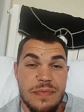 Snapshot of Alexszader36 chatting on 20, 10, 2025 Alexszader36 online show from 20, 10, 2025