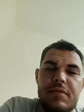 Snapshot of Alexszader36 chatting on 27, 10, 2025 Alexszader36 online show from 27, 10, 2025