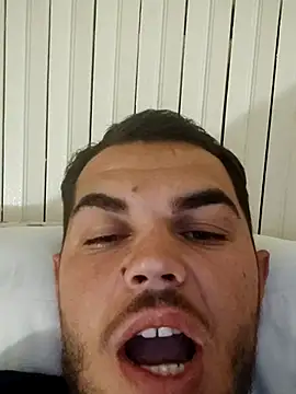 Snapshot of Alexszader36 chatting on 6, 11, 2025 Alexszader36 online show from 6, 11, 2025