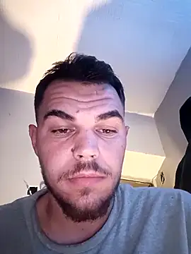 Snapshot of Alexszader36 chatting on 21, 12, 2025 Alexszader36 online show from 21, 12, 2025