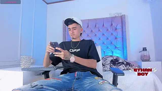 Ethan Boy  online show from 29, 11, 2025