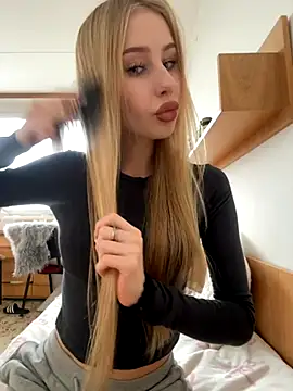 Snapshot of JudithCarly chatting on 26, 11, 2025 JudithCarly online show from 26, 11, 2025