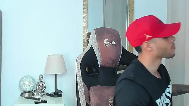 Snapshot of Ken_mailik1 chatting on 6, 1, 2026 Ken mailik1 online show from 6, 1, 2026