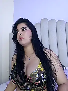 Snapshot of shainadavis chatting on 21, 10, 2025 shainadavis online show from 21, 10, 2025