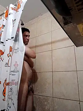 Snapshot of Ezeaxl chatting on 3, 12, 2025 Ezeaxl online show from 3, 12, 2025