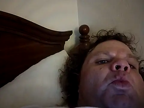 Snapshot of shyguy8569 chatting on 26, 11, 2025 shyguy8569 online show from 26, 11, 2025