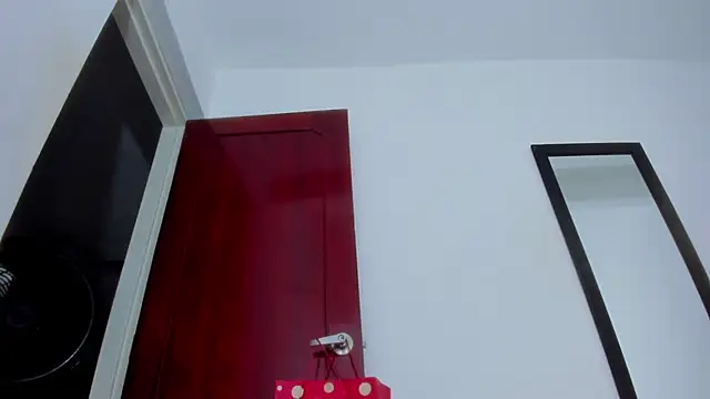 Snapshot of princesa_luissa chatting on 24, 10, 2025 princesa luissa online show from 24, 10, 2025