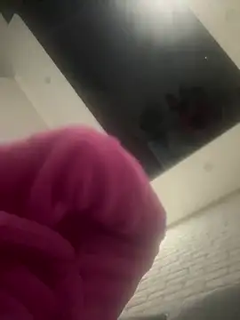 Butterfly8385 online show from 17, 2, 2026