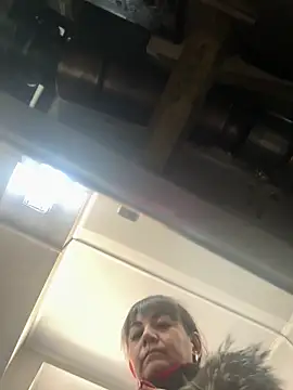 Butterfly8385 online show from 10, 3, 2026