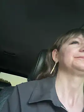 Snapshot of Butterfly8385 chatting on 27, 5, 2026 Butterfly8385 online show from 27, 5, 2026