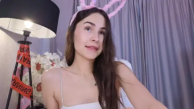 LionKierra online show from 1, 11, 2025