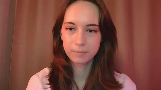 Snapshot of VeraLush chatting on 4, 12, 2025 VeraLush online show from 4, 12, 2025