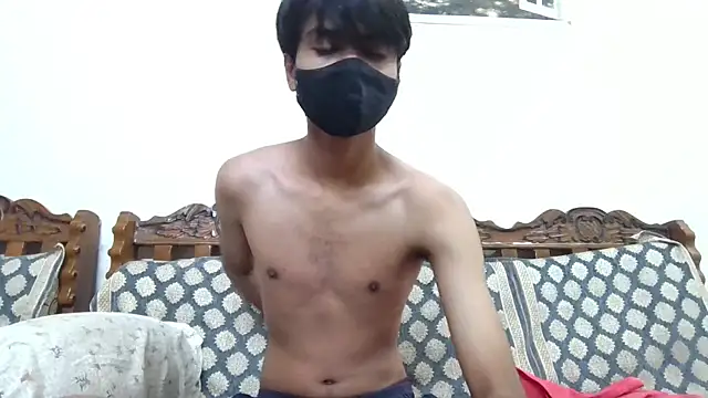 lil-twink19 online show from 25, 3, 2026