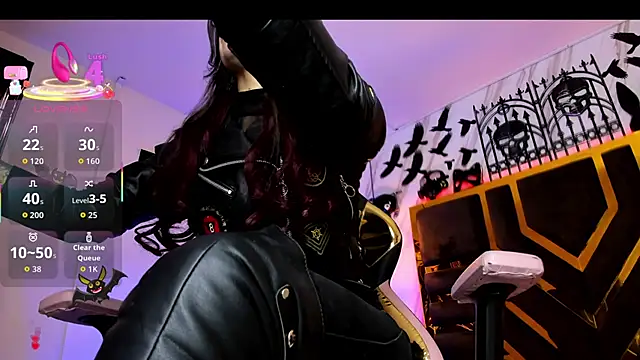 Evangelinejoness  online show from 13, 11, 2025