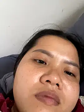 Snapshot of anne_baby2k chatting on 7, 11, 2025 anne baby2k online show from 7, 11, 2025