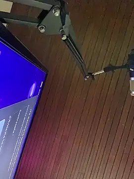 LunaMoore Pink online show from 3, 2, 2026