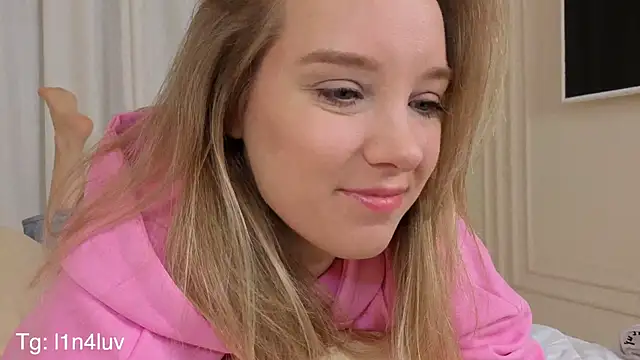 AIicaparkerc online show from 30, 10, 2025