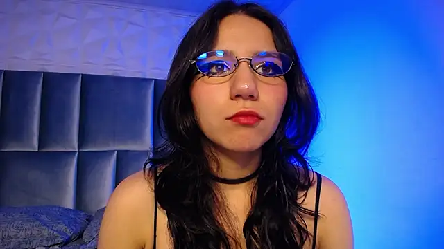 HollyPeach online show from 16, 3, 2026