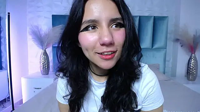 HollyPeach online show from 24, 3, 2026