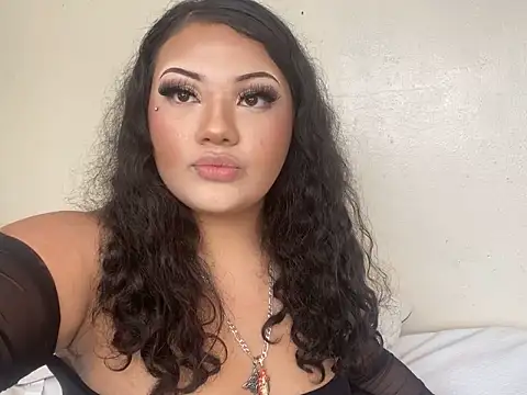 Snapshot of princesssirenaluna chatting on 6, 11, 2025 princesssirenaluna online show from 6, 11, 2025