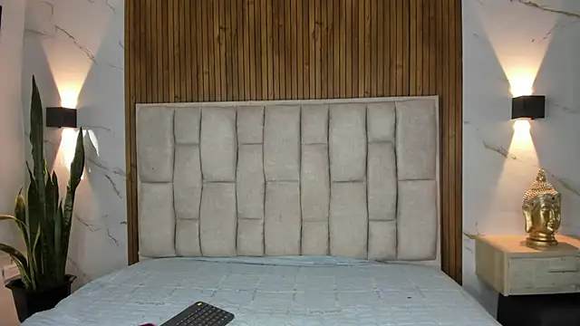 Sassha ferrer online show from 9, 3, 2026