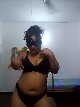 Expose Queen online show from 27, 4, 2026