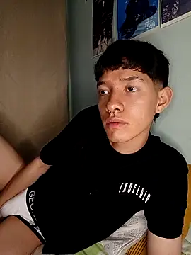 heyy noah11 online show from 15, 4, 2026