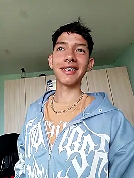 heyy noah11 online show from 26, 4, 2026