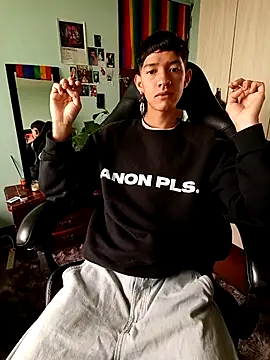 heyy noah11 online show from 27, 4, 2026