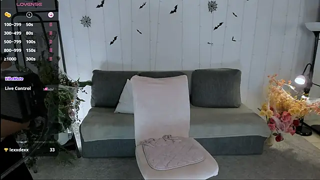 Erika Kim online show from 25, 10, 2025