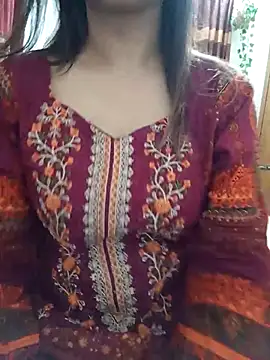 Tanha18 online show from 28, 7, 2026