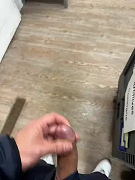 AlexGogo23 online show from 23, 4, 2026