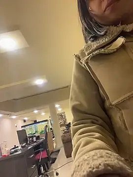 AlyssaRay online show from 5, 4, 2026